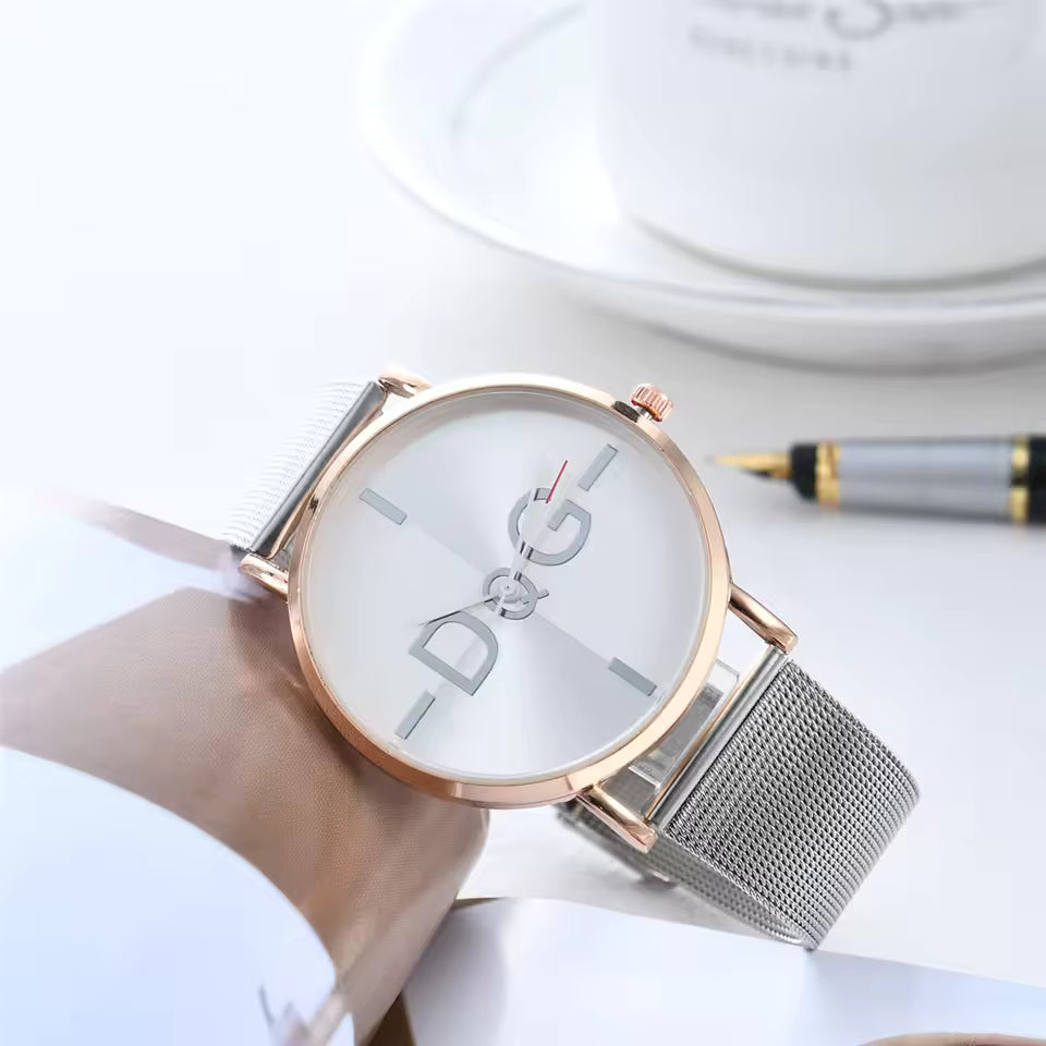 1/8 99 Simple Brand Lady Quartz Watch Luxury Ladies Glossy Scale Women Watches Fashion Silver